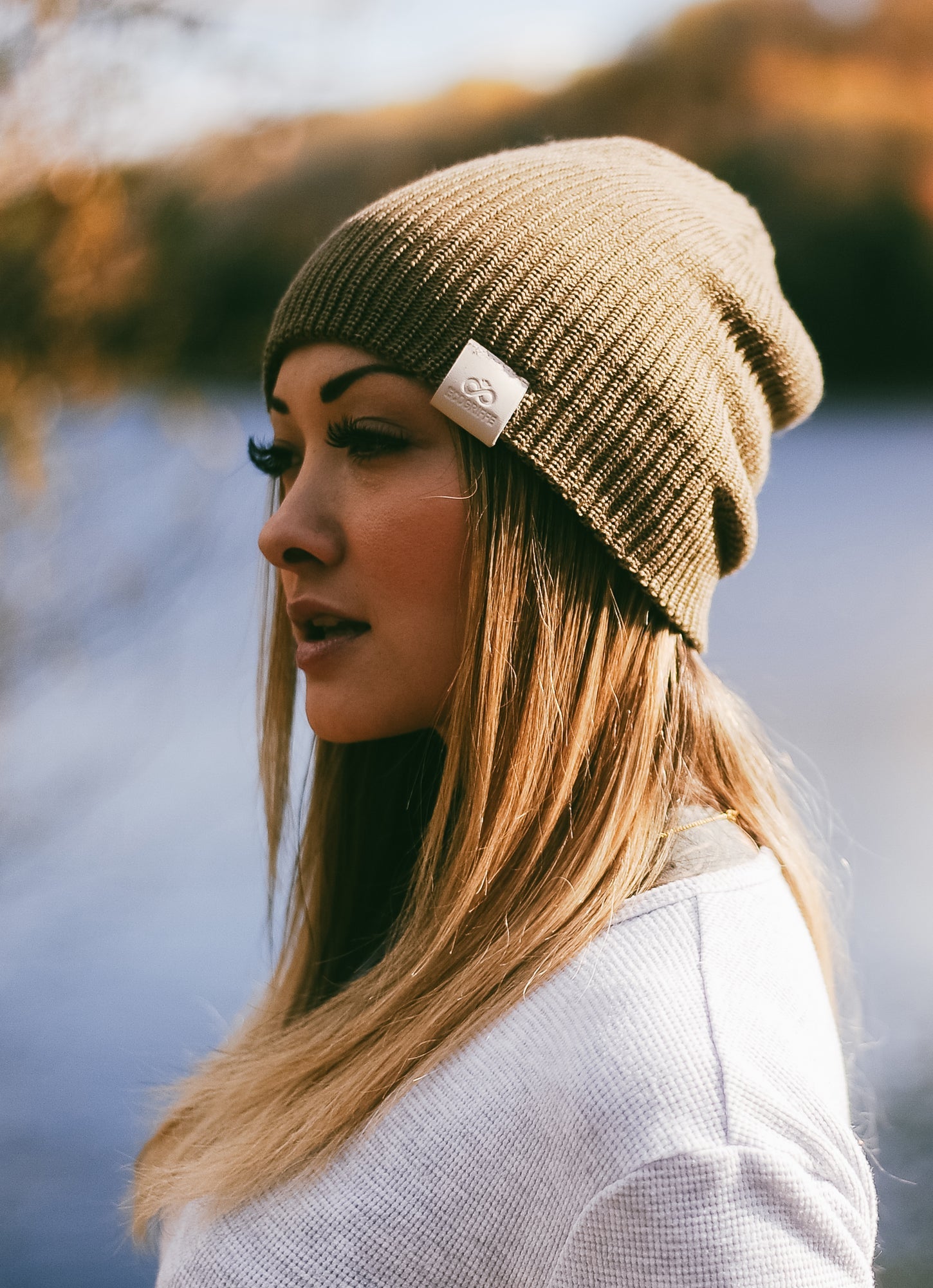 Boreal set tuque & mushroom scarf