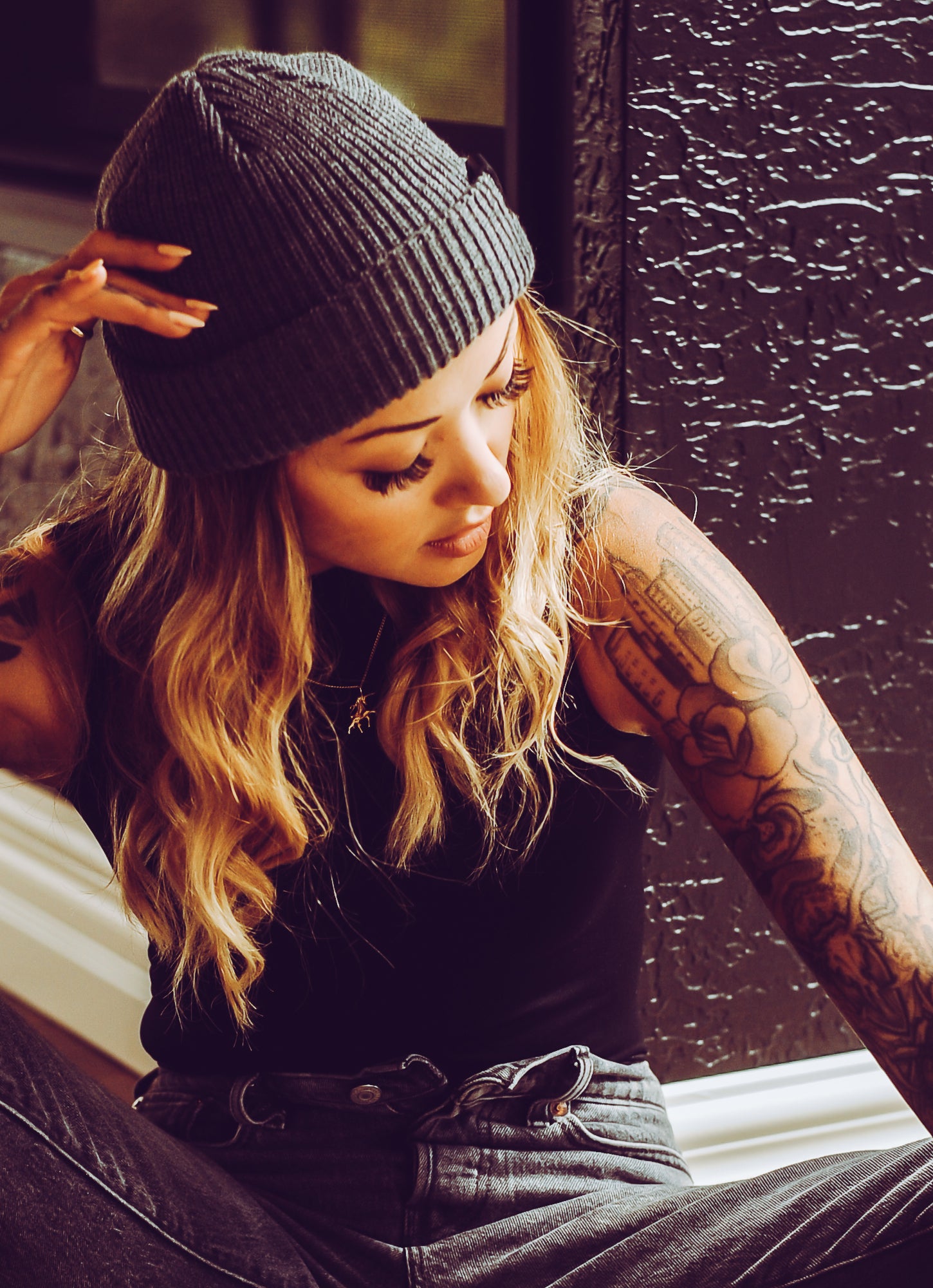 ecogriffe-mood-tuque-charcoal-boreale-02